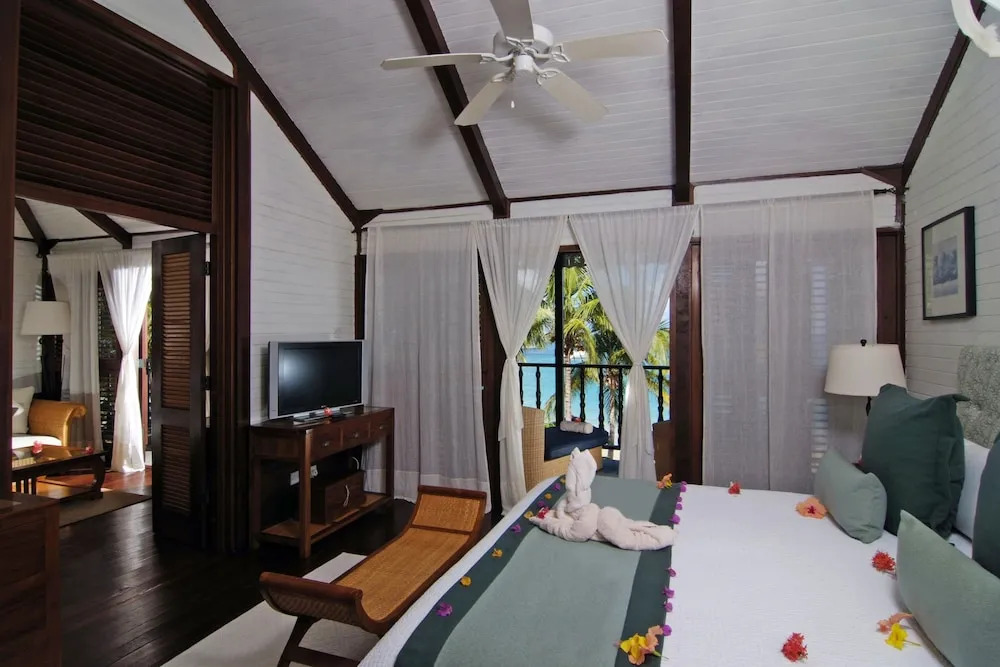 Tamarind Beach Hotel & Yacht Club