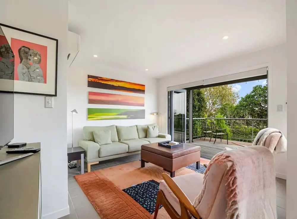 Stylish And Serene Living In Kohimarama