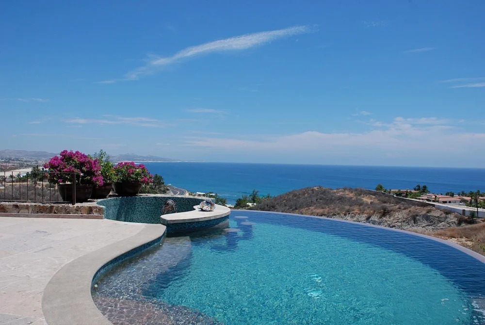 4 BR Villa Near Los Cabos' Best Surfing: Villa Vista del Mar