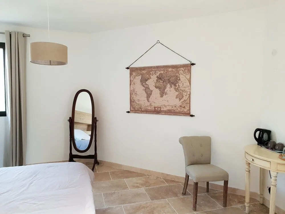 LOstal Saint Hilaire dOzilhan - Bed & Breakfast