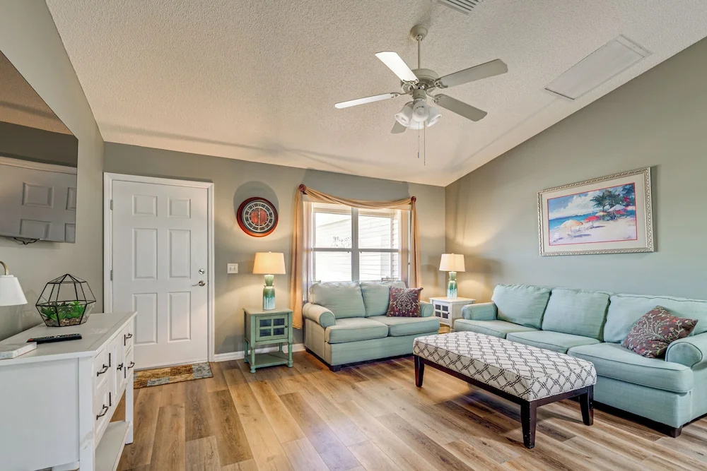 2 Mi to Lake Sumter Landing: Home in The Villages