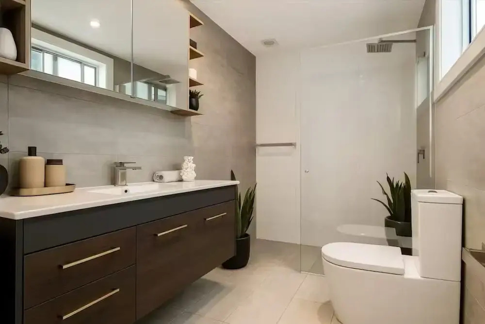 Stylish 4BR City Retreat