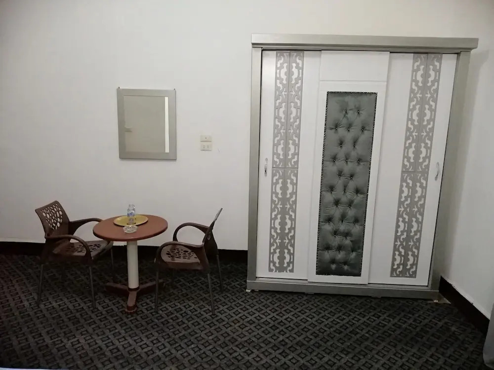 Voyage Hotel