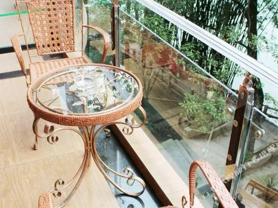 Qifenglou Holiday Manor