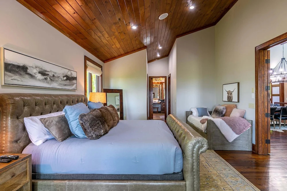 Sanctuary at Eagles Nest