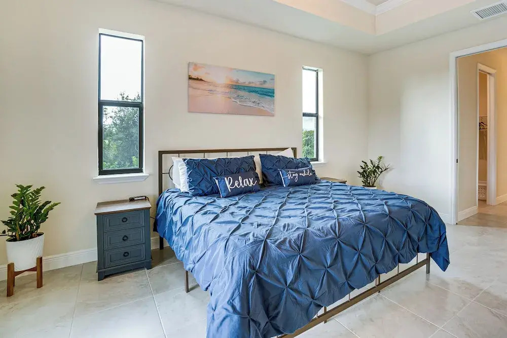 10 Mi to Beaches: Modern Retreat in Port Charlotte