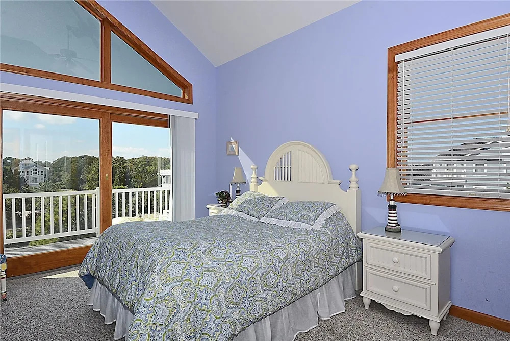 Ocean Village D39 Sandpiper by Long & Foster