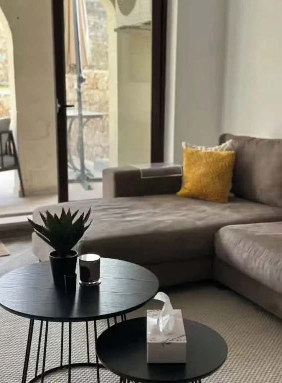 Luxury 3BR Escape - Pools and Gardens