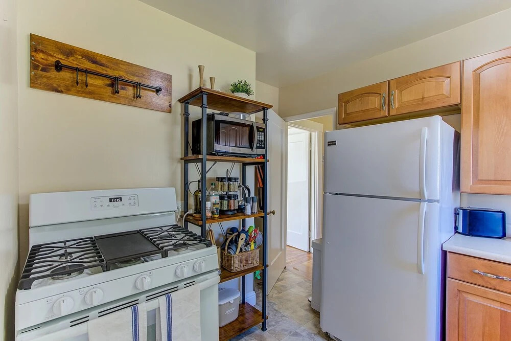 Woolsey Street - 2 Br Home
