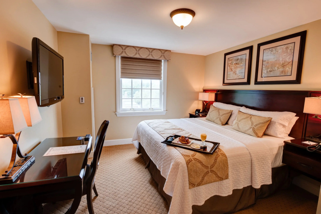 Nassau Inn