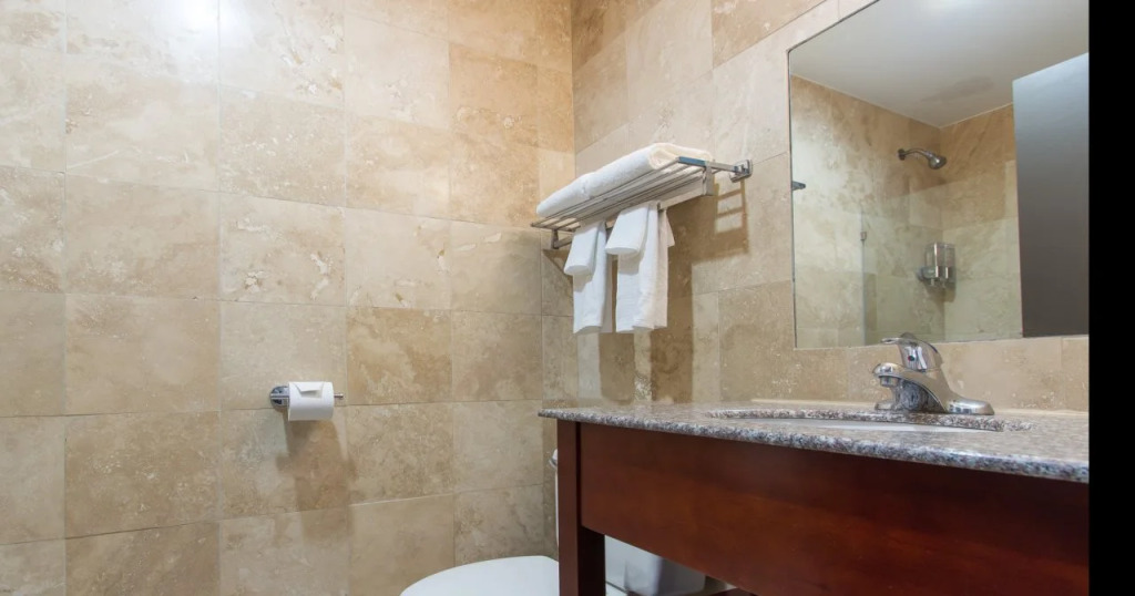 Grand Royale Hotel
