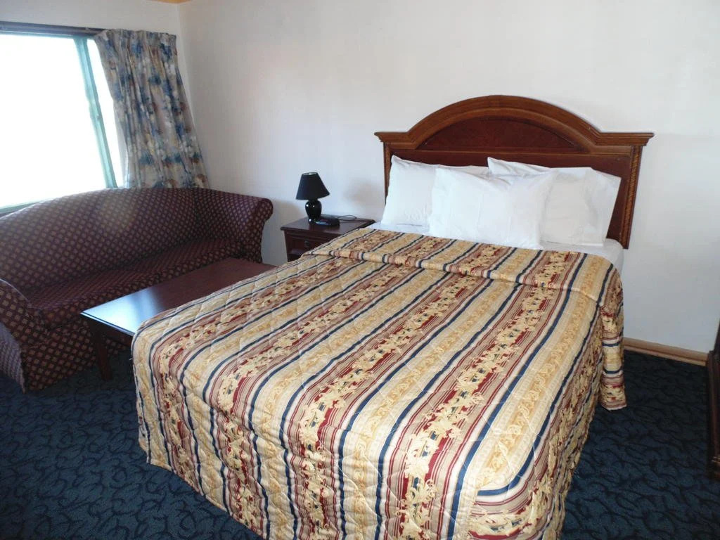 Capri Motel