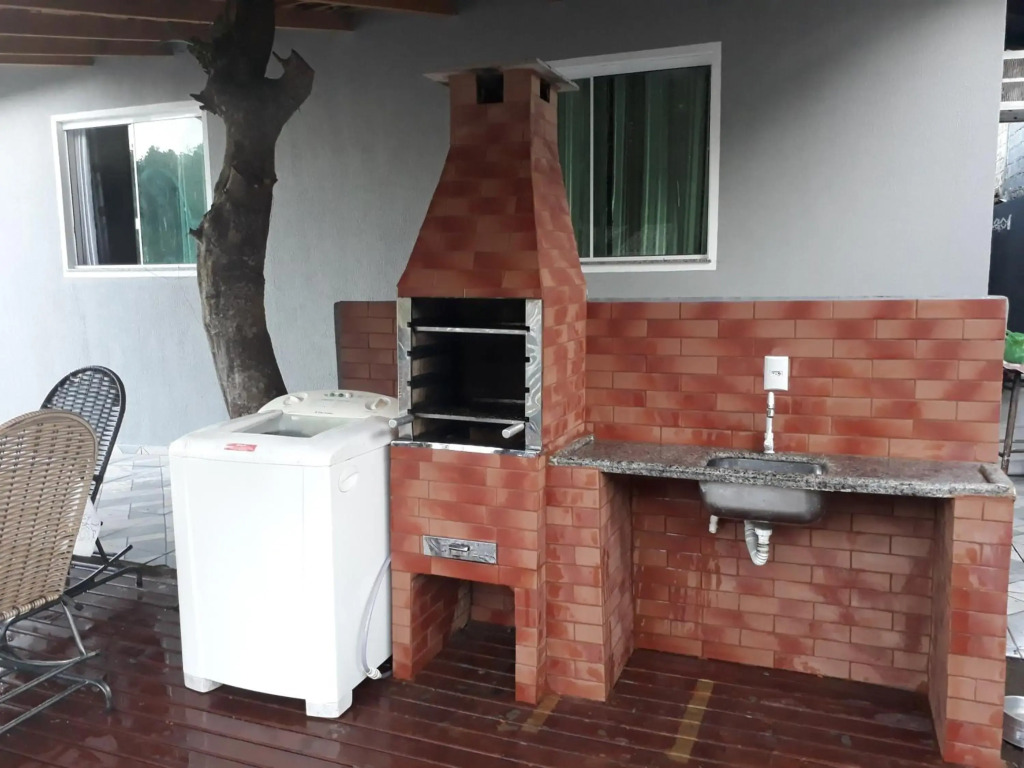 Cantinho da kel 02, apto térreo de um dormitório, cozinha e banheiro, acomoda 3 pessoas