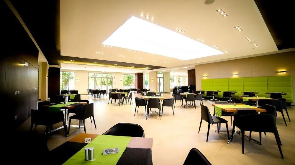 M Executive Residence & Boutique Hotel - Adults Only