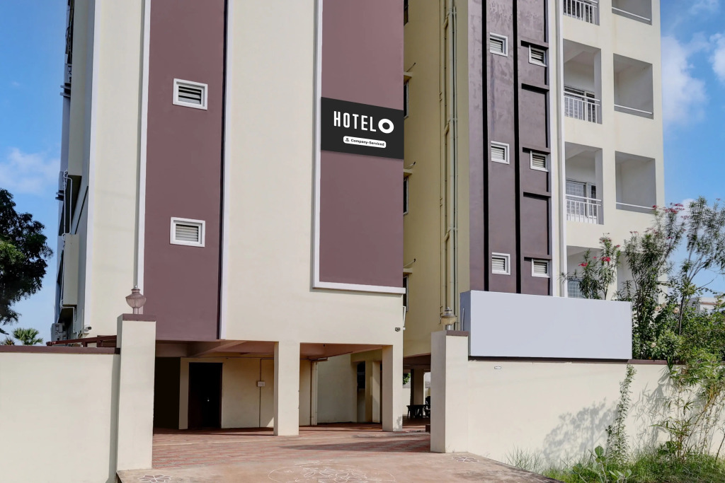 OYO Hotel O Ramaraopet Near Kakinada Beach
