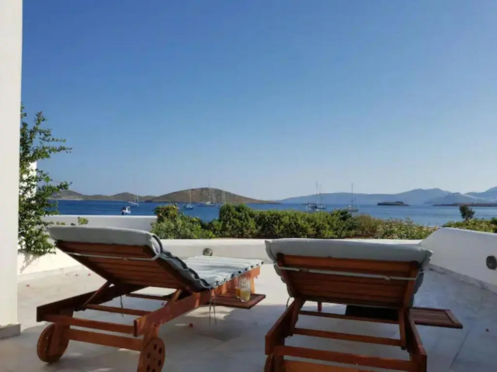 Cycladic Seaview Beach House - Andromeda