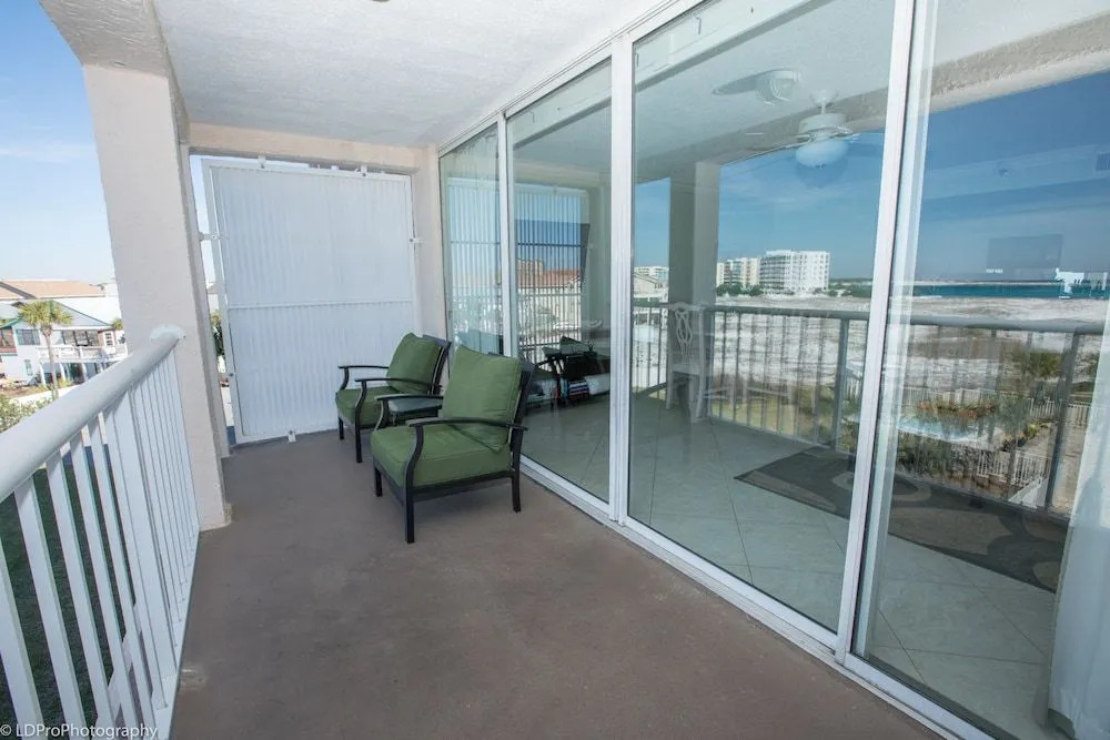 Magnolia House 309 1 Bedroom Condo by RedAwning