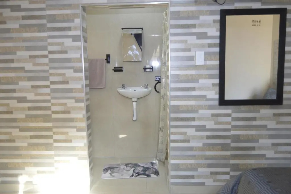 Bluff Marine Drive Self Catering Cottage B