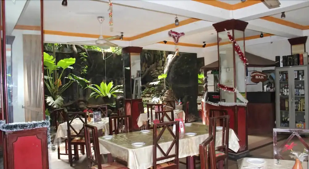 Nathaliya Transit Hotel