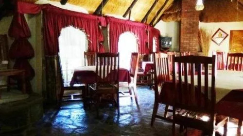 Parrot Lodge