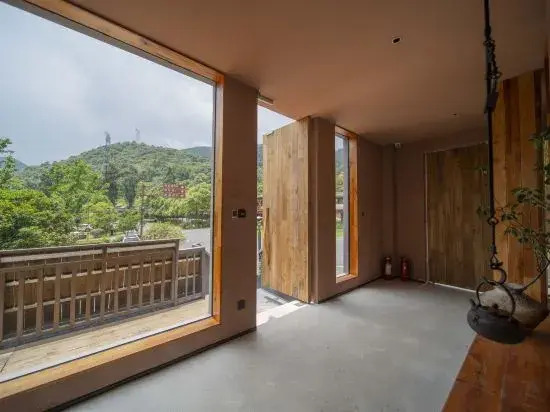 Old Time Homestay (Zixingdong Jianghu Scenic Area)