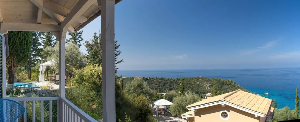 Agios Nikitas Nature Villas