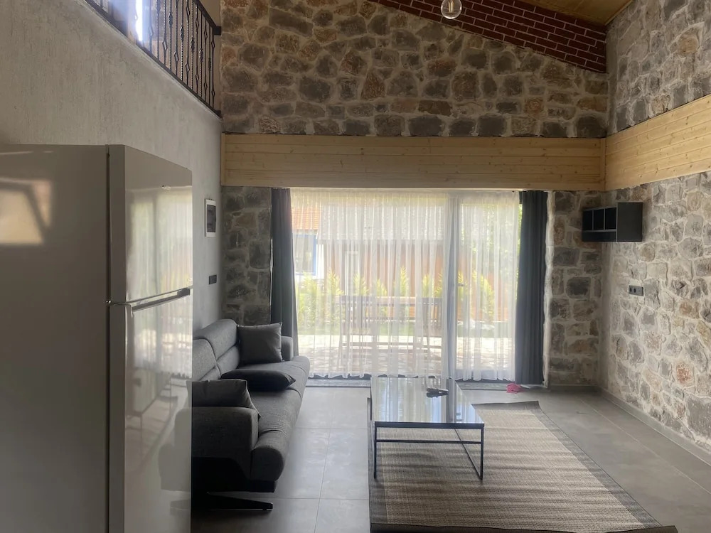 Kovan Bungalow