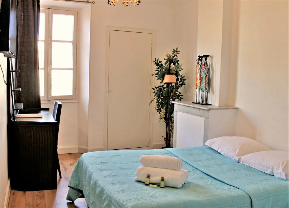 Sunny 1 Bedroom Rue Commandant André