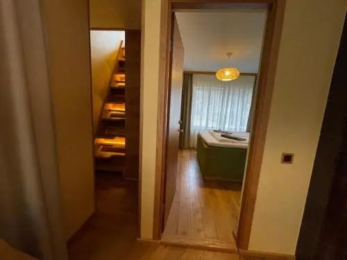 "Autumn" Apartment