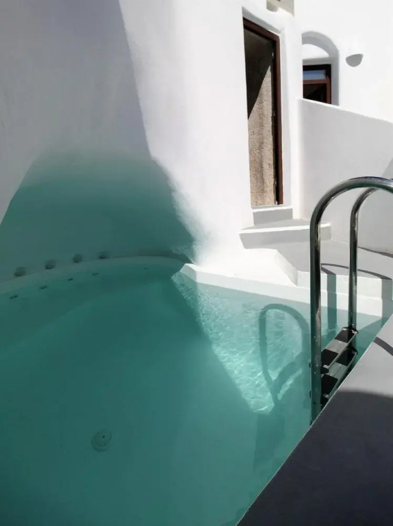 Aegean Mist Luxury Suites