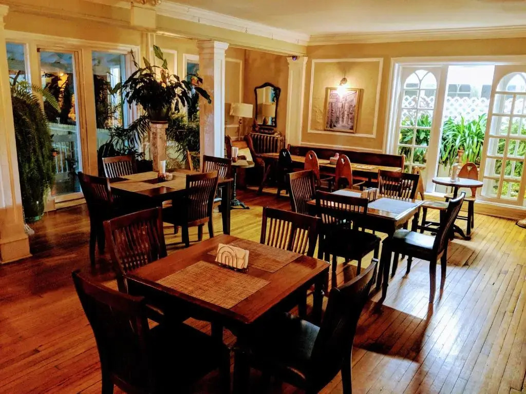 Chelsea Pub and Inn