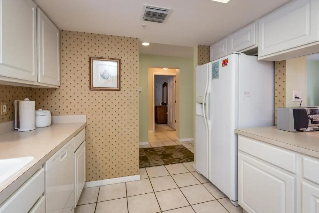 Casa Marina 623-6, 2 Bedroom, Sleeps 6, WiFi, Elevator, Canal Front, Pool