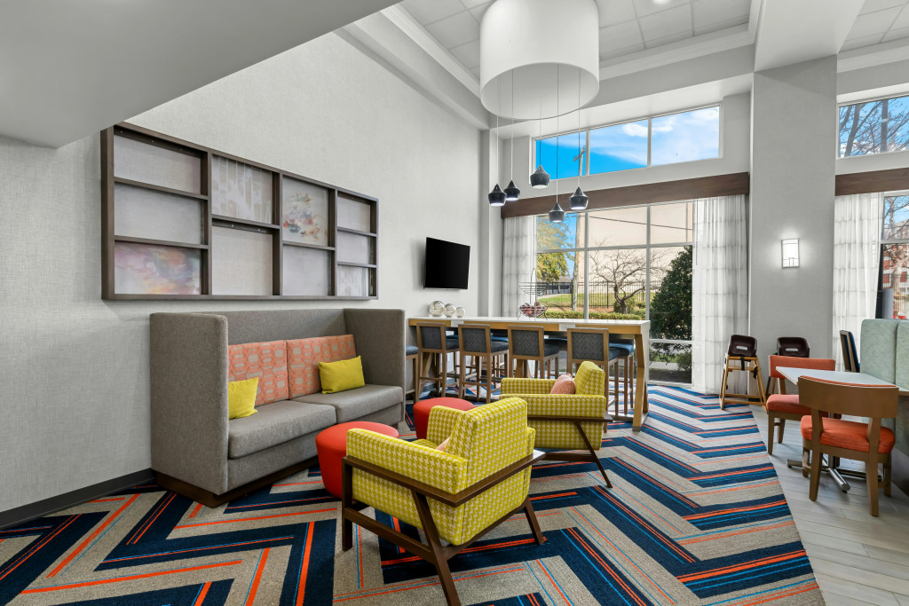 Hampton Inn & Suites Charlotte-Airport