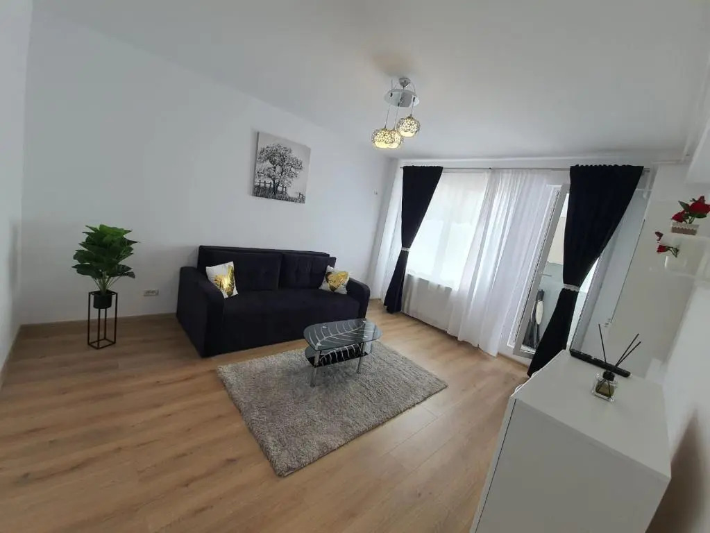 Apartament 3 camere militari residence