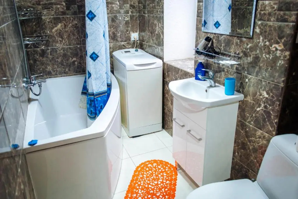 Royal Apartment On Bazhanova 11 A