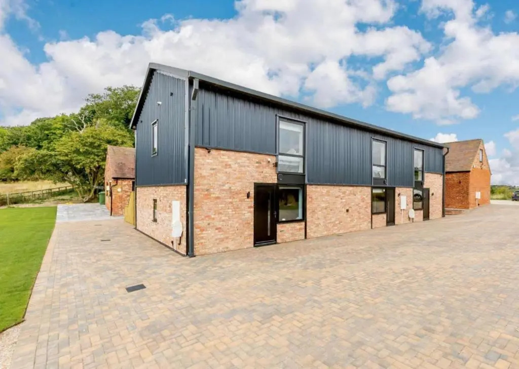 Fully Accessible-disabled Adapted-hot Tub-pets