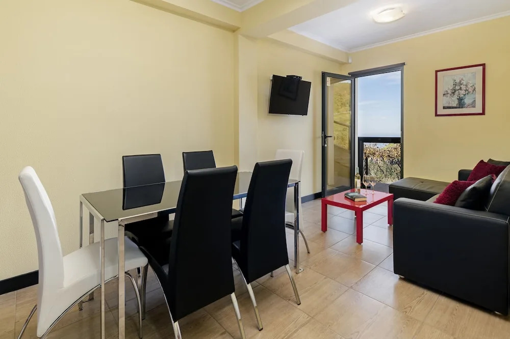 Top of the Cliff Apartment