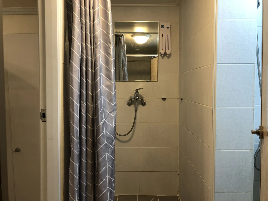 Jun Guesthouse