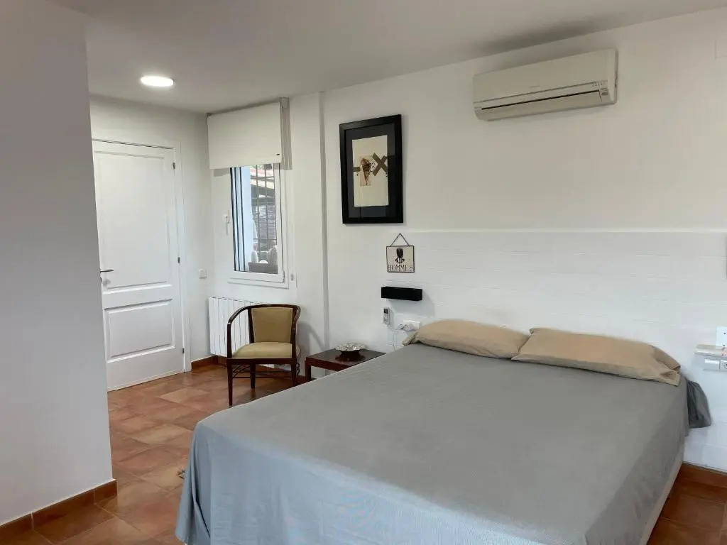 Smallville - Apartamento independiente para 4 personas con piscina compartida