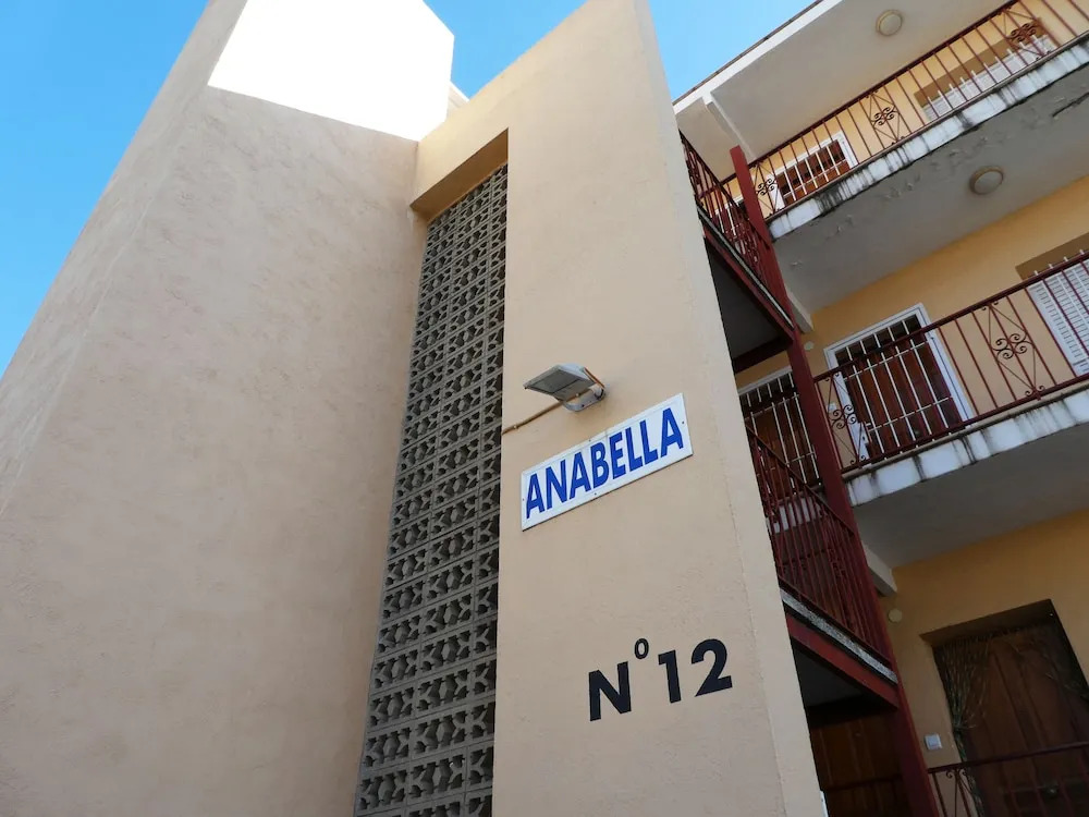 Apartamentos Anabella 3000