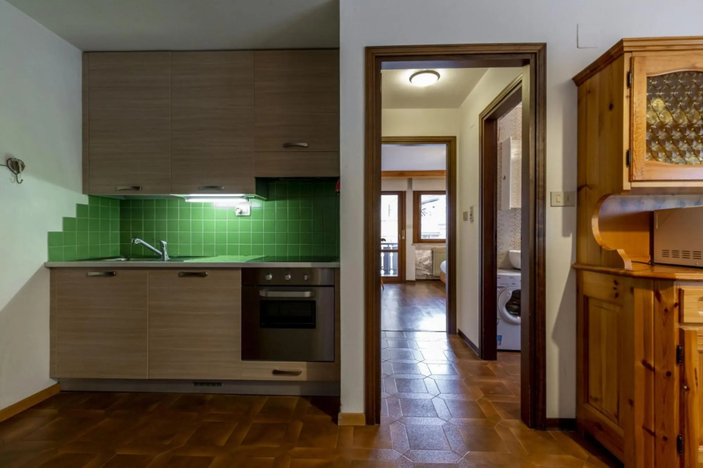 GIROMETTI, two-room apartment. (022036-AT-054584)-400 GIROMETTI