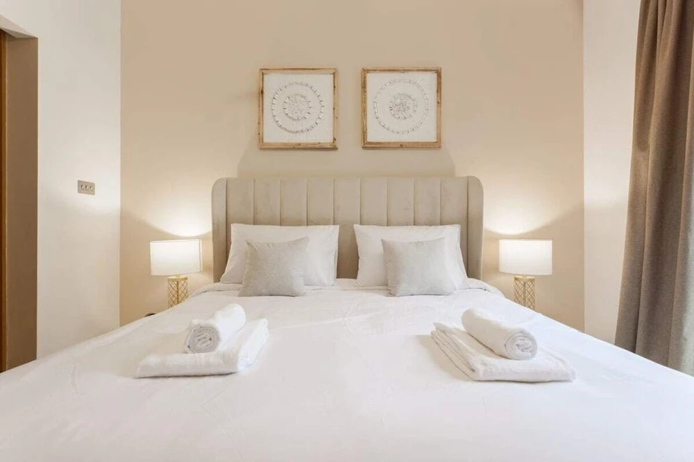 Newly Furnished Family Home Near Burj Khalifa!