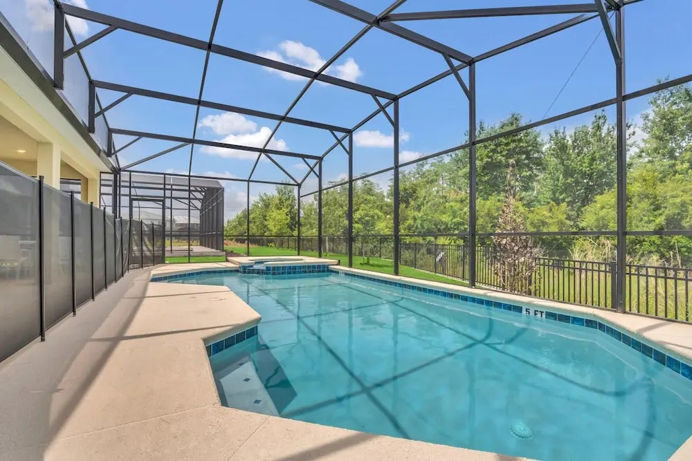 Stunning 9BR Home - Family Resort With Private Pool Hot Tub and Games