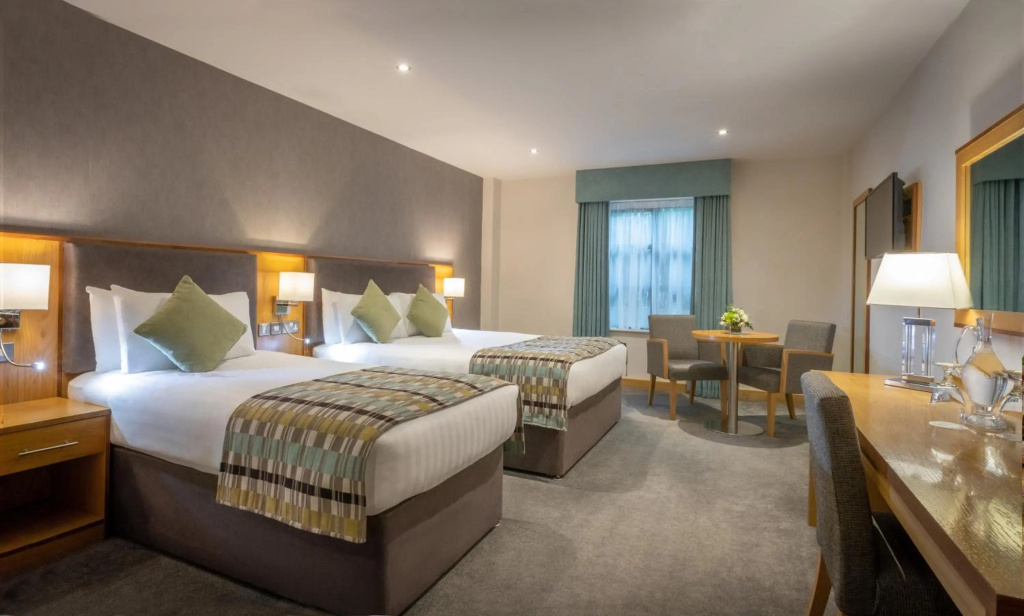 Westgrove Hotel