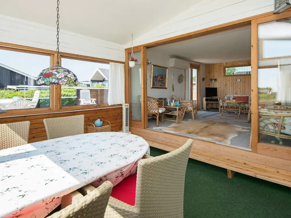 Panoramic Cottage Retreat-By Traum
