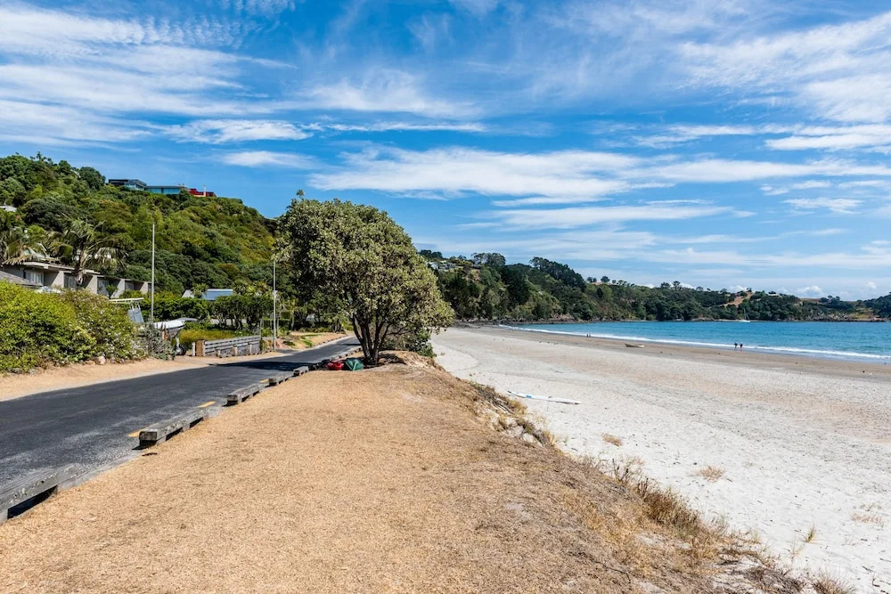 Condo on the Beach at the Sands Onetangi