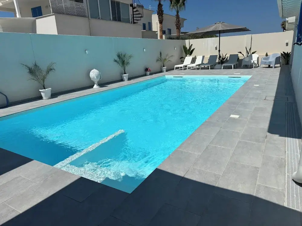 Onda Bianca Luxury Apartments
