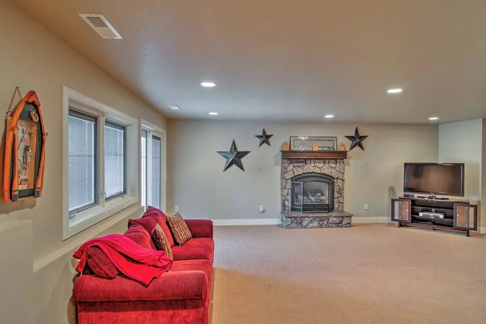 'bella Greens' Spacious Sturgis Home w/ Large Deck