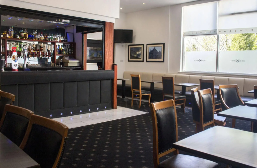 Kings Park Hotel