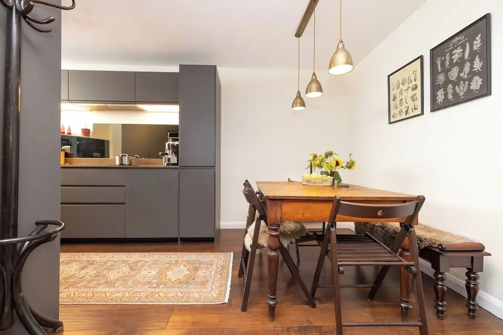 Cozy Maisonette near Edinburgh Castle